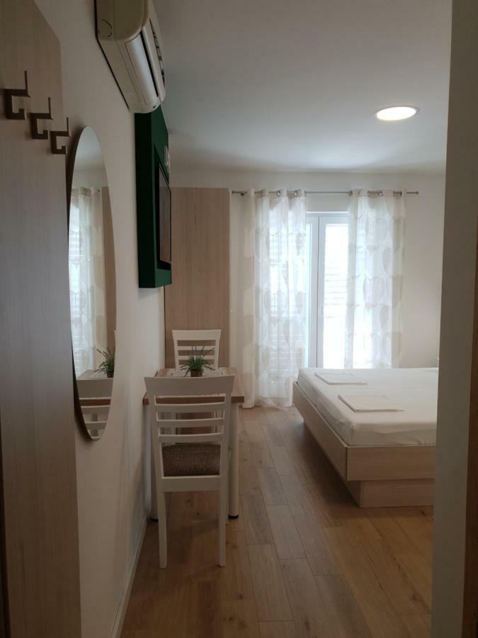 ברלה Guesthouse Dominovic מראה חיצוני תמונה