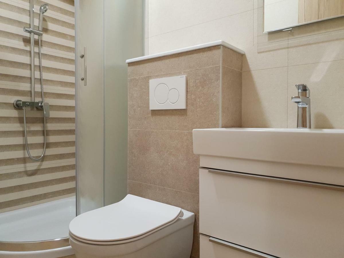 ברלה Guesthouse Dominovic מראה חיצוני תמונה